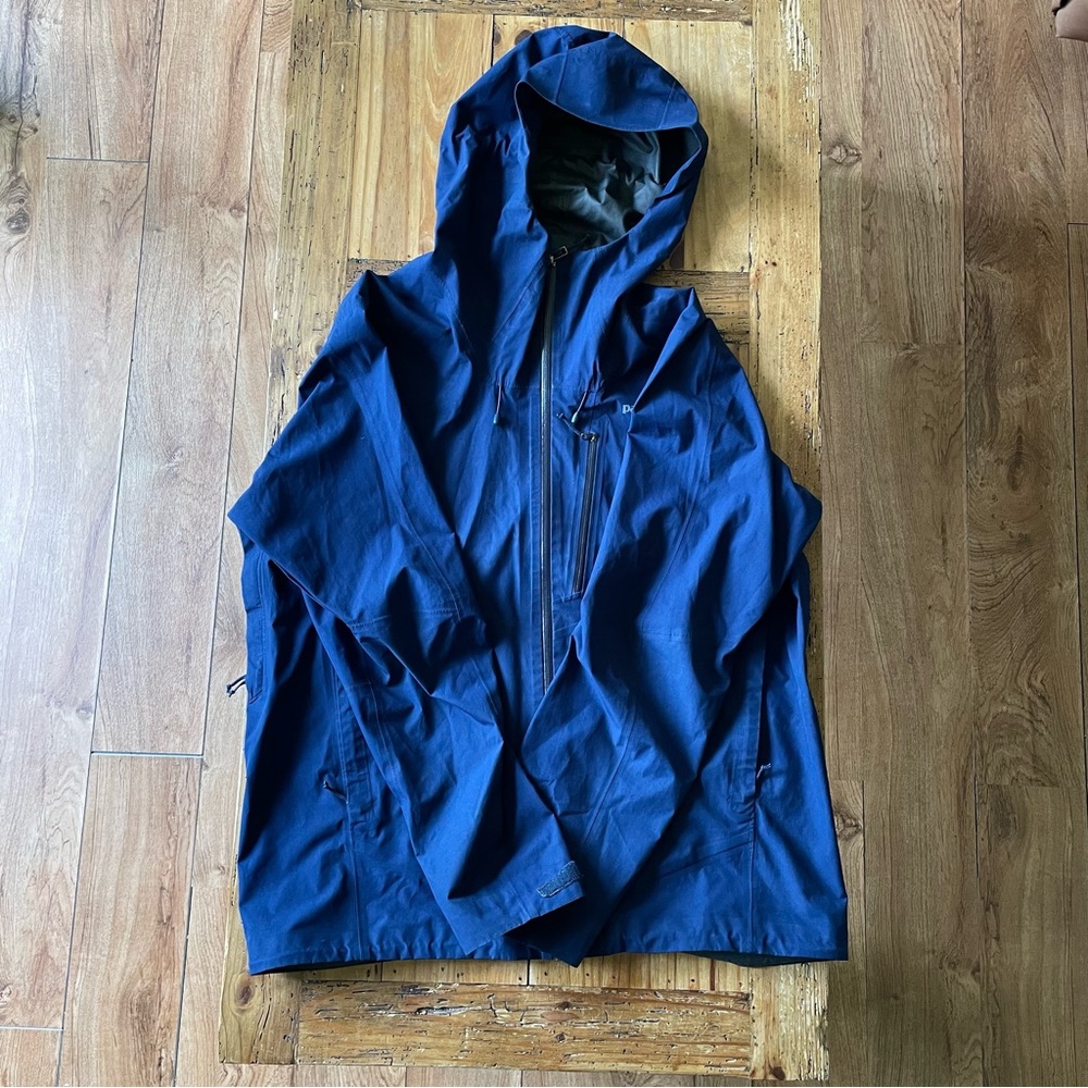Patagonia Men's Goretex Calcite Jacket - Blue CNY - Large
